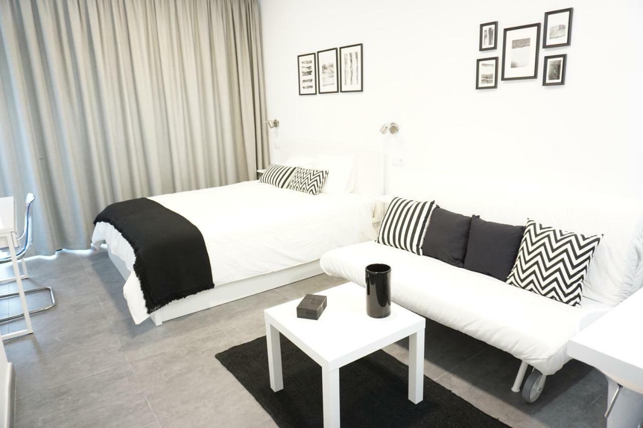 Black & White Las Canteras Las Palmas de Gran Canaria Exterior foto